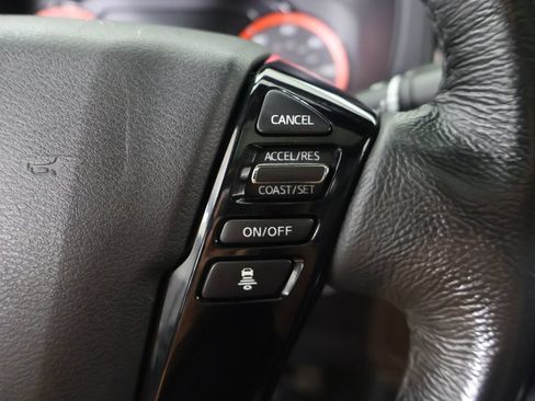Used 2022 Nissan Frontier PRO-4X w/ Pro-4X Premium Package AWD/4WD image 46