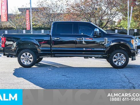 Used 2019 Ford F250 Platinum w/ Platinum Ultimate Package image 10