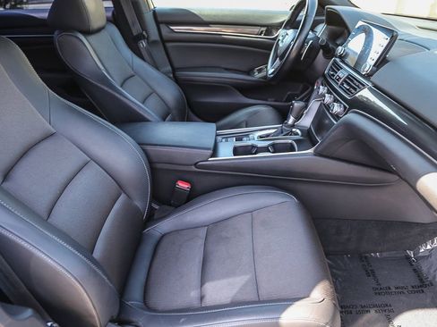 Used 2021 Honda Accord Sport image 19
