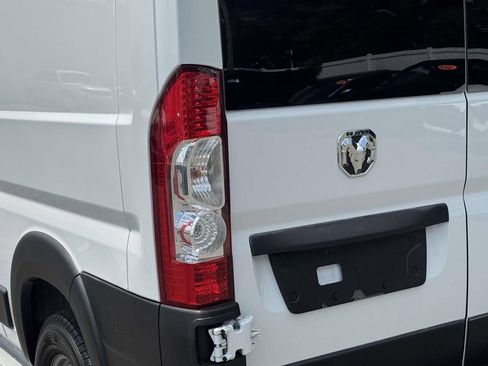 Used 2025 RAM ProMaster 2500 w/ U-Haul Equipment Group FWD image 12