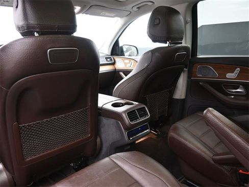 Used 2020 Mercedes-Benz GLS 580 4MATIC w/ Off-Road Package image 12