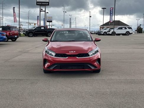Used 2024 Kia Forte LXS FWD image 9