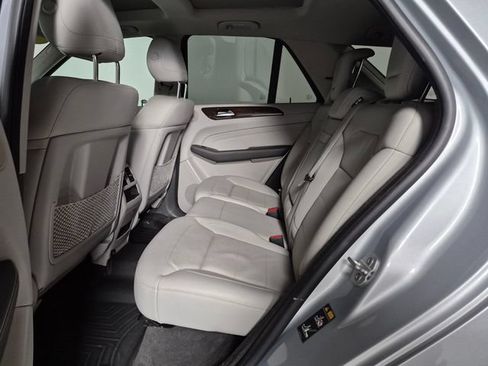 Used 2014 Mercedes-Benz ML 350 4MATIC image 32