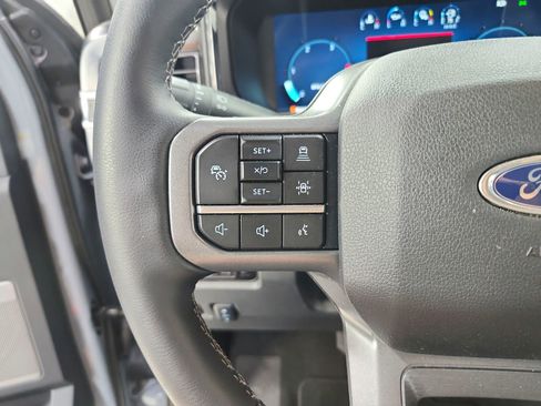 Used 2025 Ford F350 Lariat w/ Lariat Ultimate Package AWD/4WD image 24