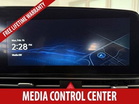 Used 2025 Hyundai Elantra SEL FWD image 11