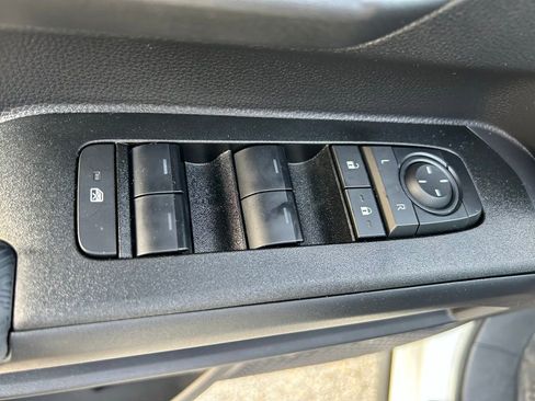 Used 2025 Toyota 4Runner SR5 image 16