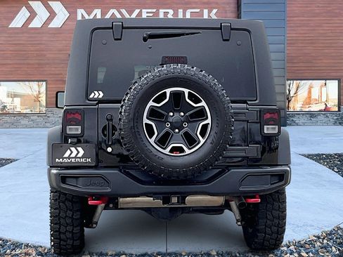 Used 2016 Jeep Wrangler Unlimited Rubicon image 6