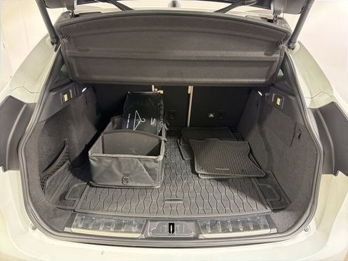 Used 2020 Jaguar F-PACE Prestige image 29