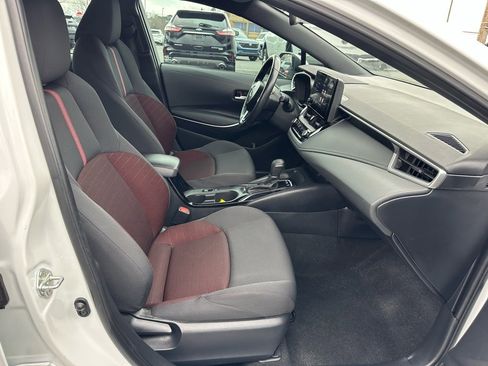 Used 2024 Toyota Corolla SE image 16