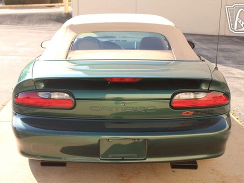 Used 1995 Chevrolet Camaro Z28 image 10
