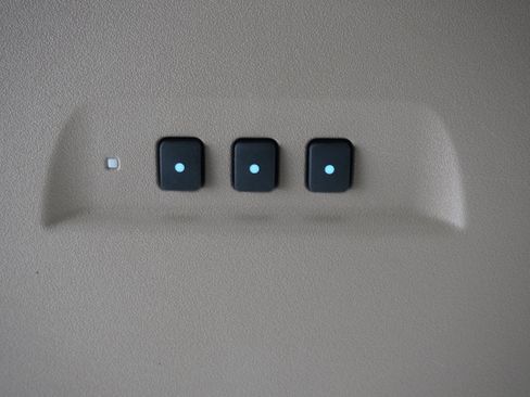 Used 2011 Buick LaCrosse CXL image 18