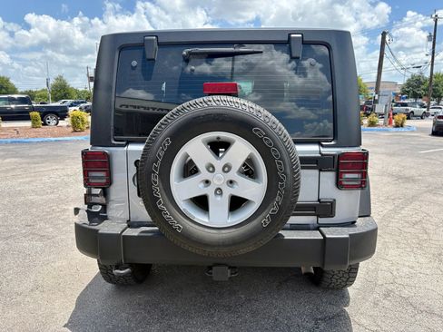 Used 2015 Jeep Wrangler Sport w/ Quick Order Package 23S AWD/4WD image 6