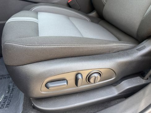 Used 2024 Chevrolet Blazer LT w/ Convenience Package FWD image 47