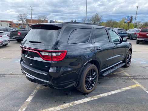 Used 2025 Dodge Durango GT AWD/4WD image 5