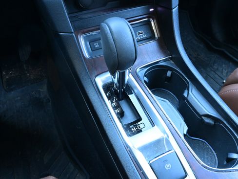 Used 2023 Subaru Ascent Touring image 17