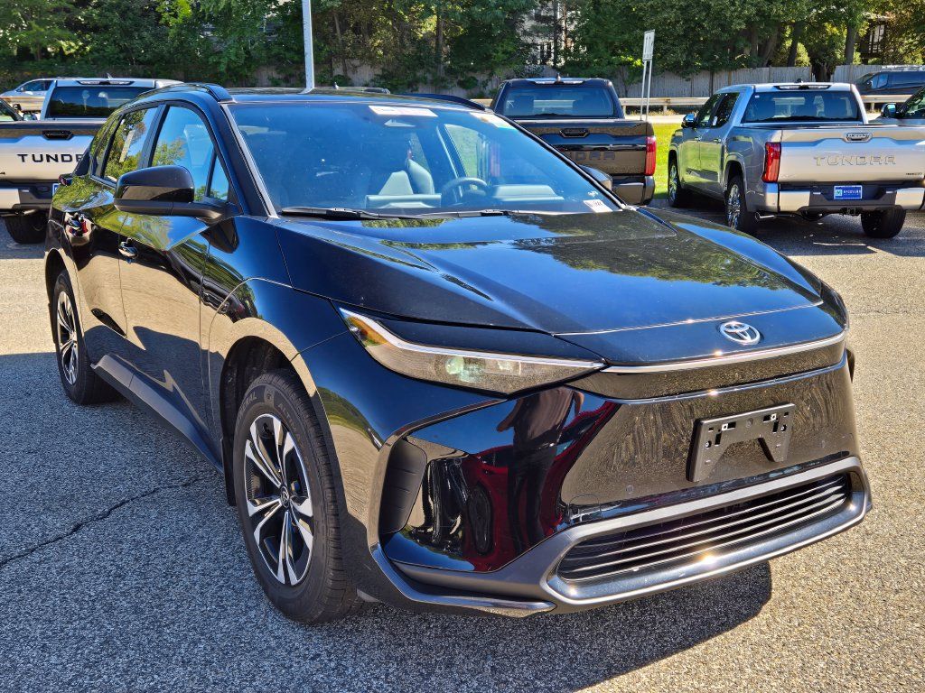 Used 2023 Toyota bZ4X AWD w/ Weather Package image 8