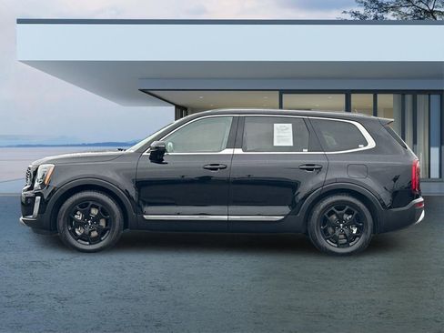 Used 2021 Kia Telluride EX w/ Towing Package image 7