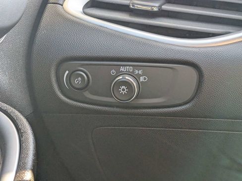 Used 2024 Chevrolet Malibu LT FWD image 19