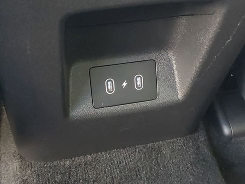 Used 2025 Hyundai Tucson SE image 11