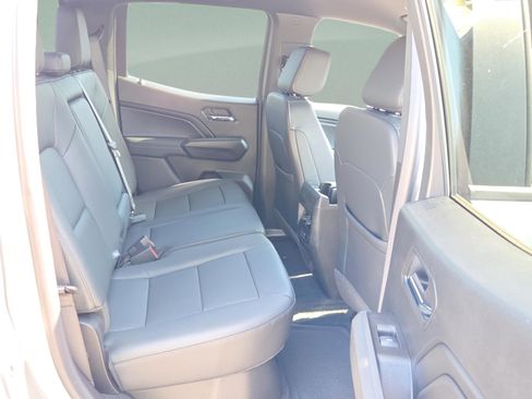 New 2026 GMC Canyon Elevation w/ Convenience Package image 18