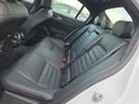 Used 2023 Alfa Romeo Giulia Veloce image 8