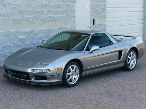 Used 1999 Acura NSX T RWD image 21