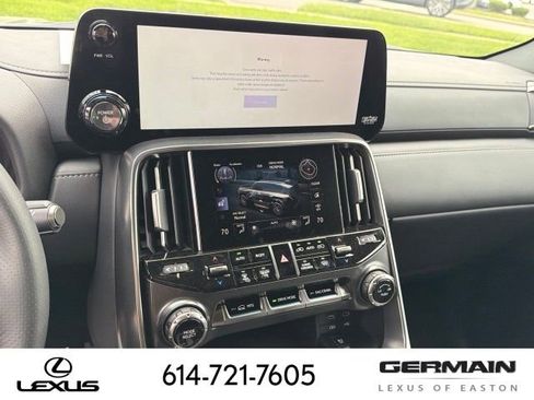 New 2025 Lexus LX 700h F Sport image 25