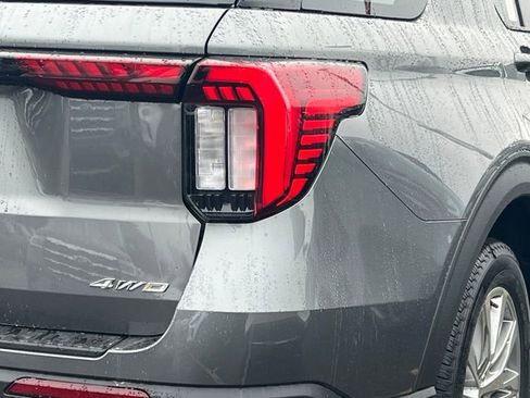 New 2026 Ford Explorer Active w/ Active Comfort Package image 8