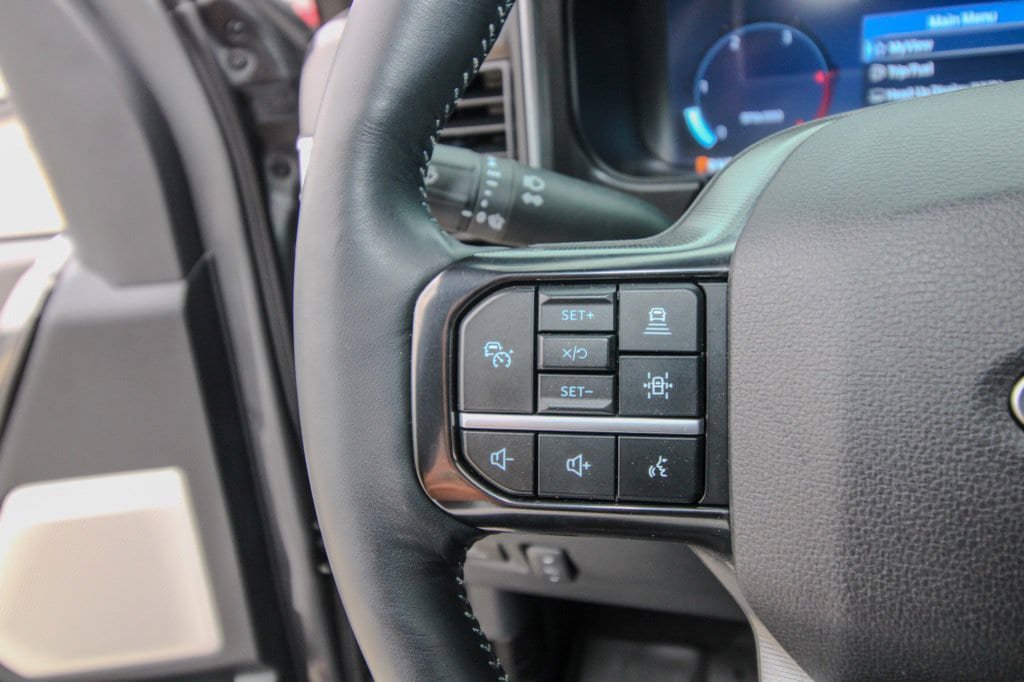 Used 2026 Ford F350 Platinum w/ FX4 Off-Road Package AWD/4WD image 23