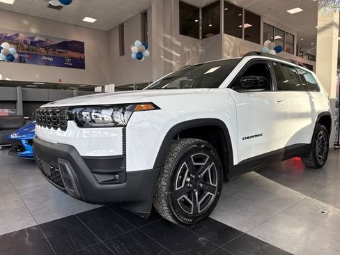 New 2026 Jeep Cherokee Laredo image 3