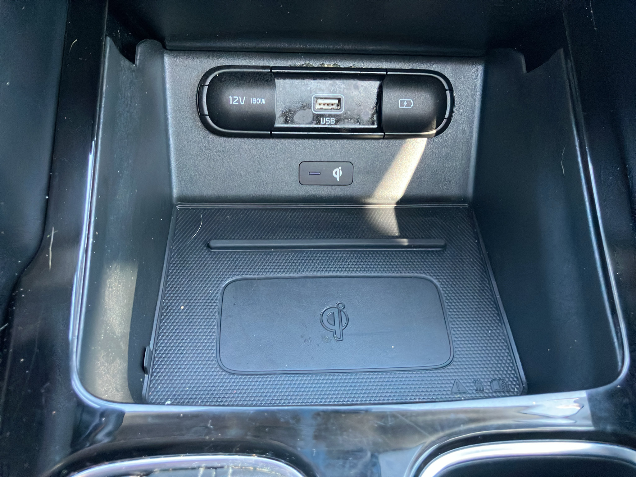 Used 2022 Kia Telluride SX w/ SX Prestige Package AWD/4WD image 27