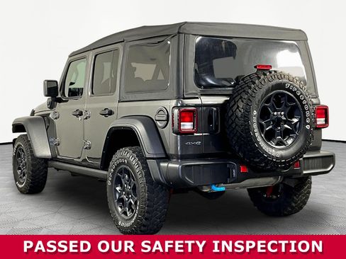 Used 2023 Jeep Wrangler Unlimited w/ Cold Weather Group AWD/4WD image 4