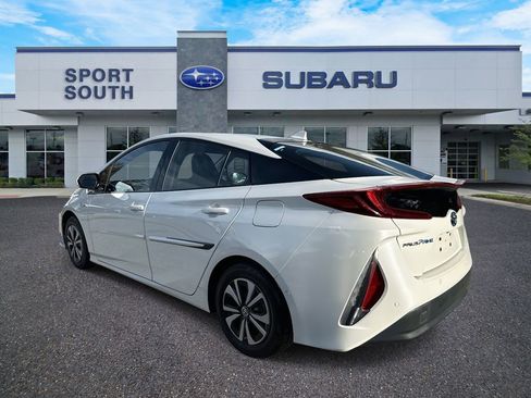 Used 2017 Toyota Prius Prime Advanced image 5