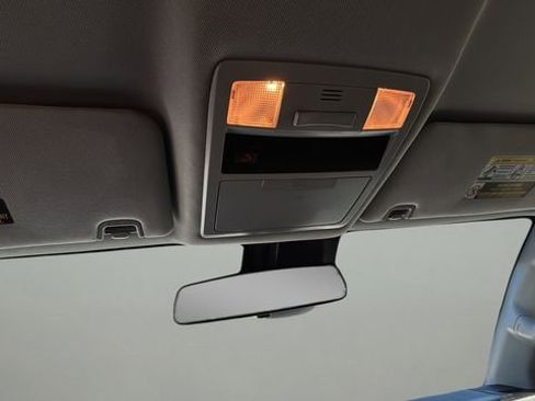 Used 2023 Toyota Tacoma SR5 w/ SR5 Appearance Package image 21