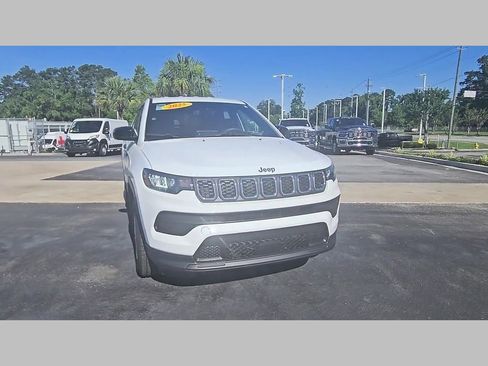 Used 2025 Jeep Compass Sport AWD/4WD image 37