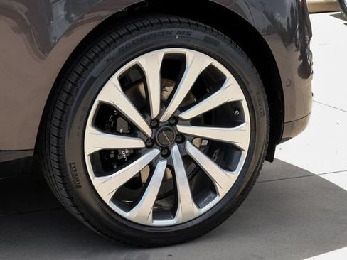 New 2026 Land Rover Range Rover SE AWD/4WD image 70