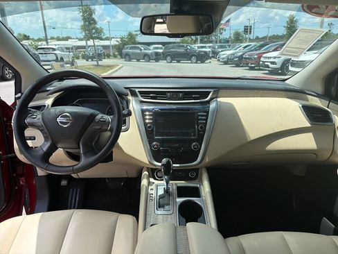 Used 2022 Nissan Murano SV FWD image 23