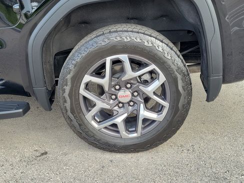 Used 2024 GMC Sierra 1500 SLT w/ SLT Premium Plus Package image 24