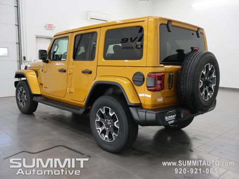 New 2026 Jeep Wrangler Unlimited Sahara AWD/4WD image 5