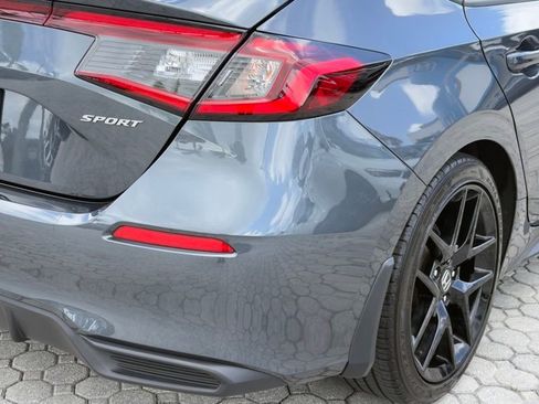 Certified 2025 Honda Civic Sport image 15