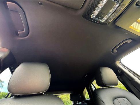 Used 2025 Mercedes-Benz GLA 250 4MATIC image 17