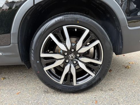 Used 2020 Honda Pilot Touring image 9