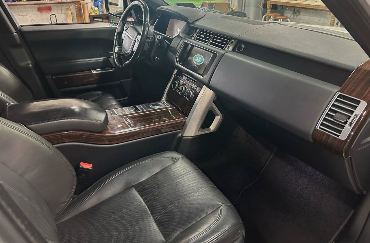 Used 2014 Land Rover Range Rover HSE AWD/4WD image 15