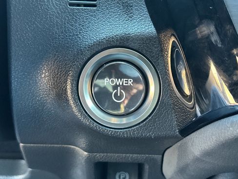 Certified 2025 Lexus ES 300h w/ Premium Package image 32