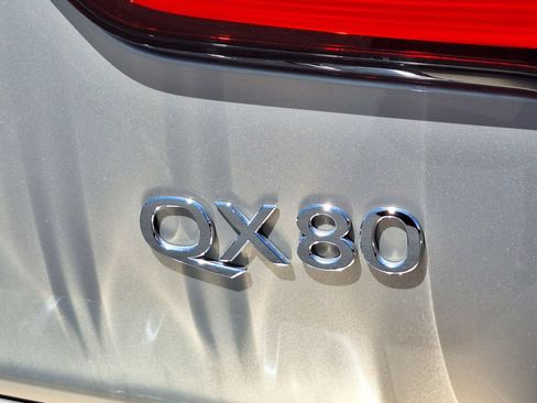 Used 2022 INFINITI QX80 Sensory w/ Cargo Package AWD/4WD image 34