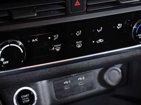 Certified 2024 Nissan Rogue S image 18