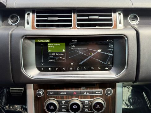 Used 2017 Land Rover Range Rover Supercharged AWD/4WD image 37