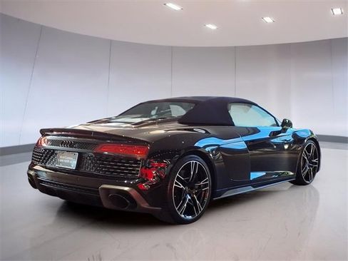 Used 2020 Audi R8 V10 performance image 6