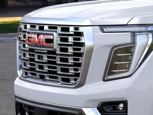 New 2026 GMC Yukon Denali image 14