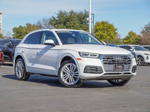 Used 2018 Audi Q5 2.0T Premium Plus w/ Premium Plus Package image 1